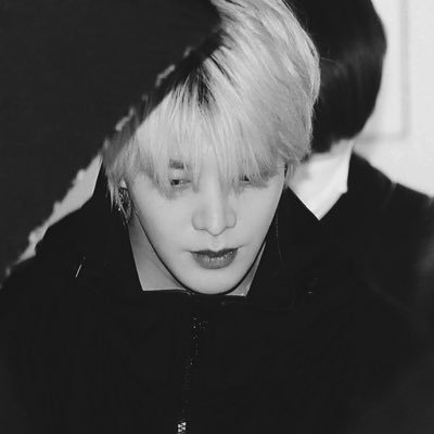 chrtt369's profile picture. 