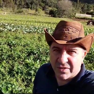 OrganicoPereira's profile picture. Produtor Rural Orgânico 🇧🇷🤠🚜
Patriota
Evangélico