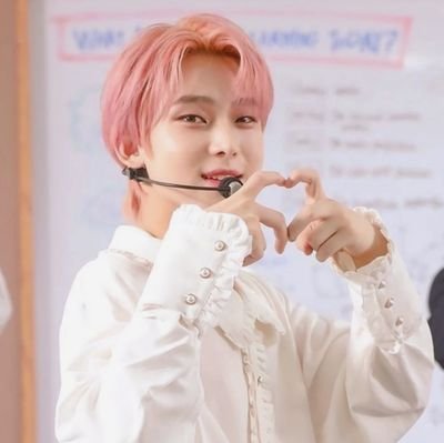 a simp for enhypen, seventeen, and treasure