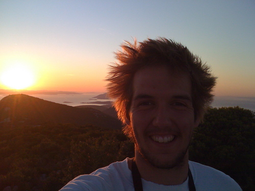 joshrogers289's profile picture. follower of Jesus, Post-doctoral researcher in physics at University of Manchester