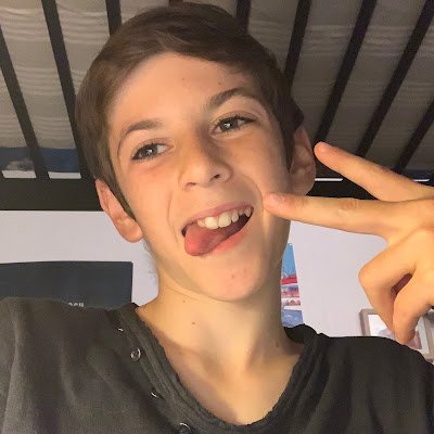 livio_rivalan's profile picture. Bonjour