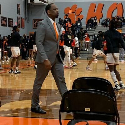 Head Varsity Boys Basketball Coach at Withrow University High School. AOR EYBL 16U Assistant  Coach Man of Hard Work!