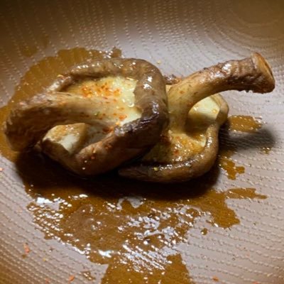 cqq2R2e0VwuPxsH's profile picture. 工