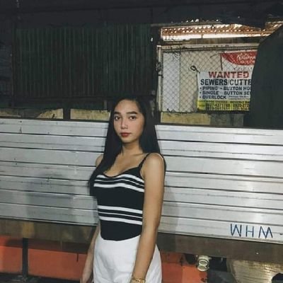 Jaja27425380's profile picture. 