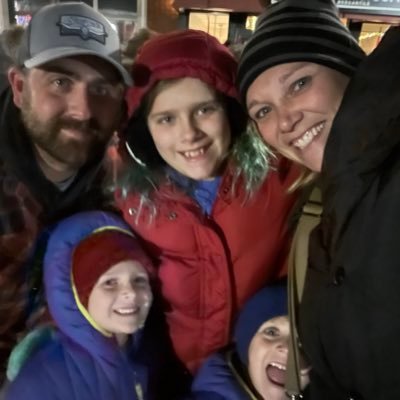 aubreyshortino's profile picture. mom of 3, wife, Kindergarten Teacher, TRE News sponsor, avid reader