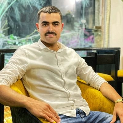 والله سأظل وافيا للقدس طول عمري وستظل عربيه .......
أزهري وأفتخر🌹
الاتحاد سيد البلد/زملكااااوي 💪❤
كاتب عربي وتاريخي #الباشمؤرخ_محمود_مہديےh_m
