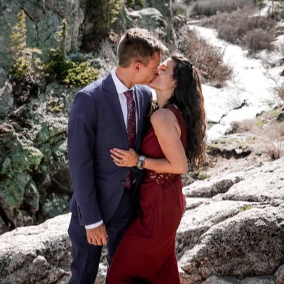 CassidyAnna18's profile picture. Your vibe attracts your tribe🗻