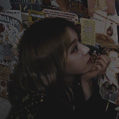 itsminjeongbtch's profile picture. I will treat you based on how you treat winter:)