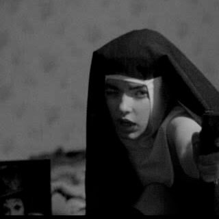 8azuki's profile picture. 上條葉月/字幕翻訳・文筆