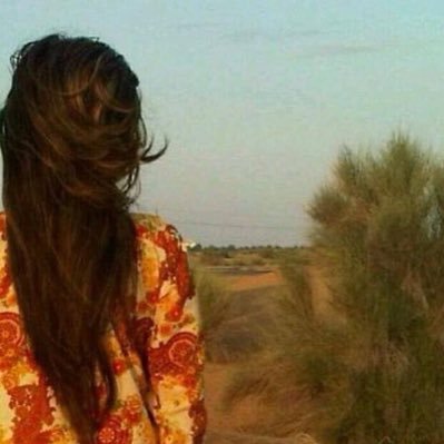 تكابرت فقدك لين عشته ومروطاف //وبديت اتهاون كل حزننٍ يجي بعده (وإن غادرت المكان ،مؤمنة بأني تركتًُ شيئاً جميلاً هنا 💓)