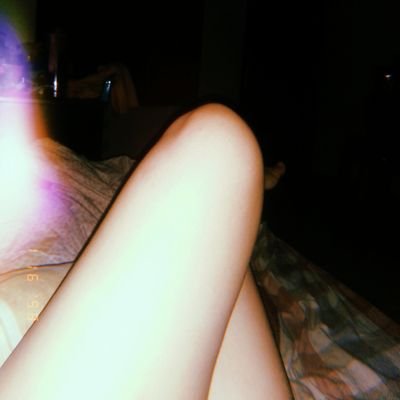 huggieezz's profile picture. 