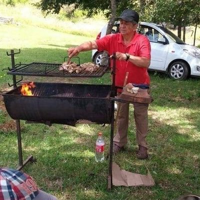 Hombre de otra época... Viviendo la era digital de la nueva época.

Me gusta Deportes Temuco y las empanadas calentitas