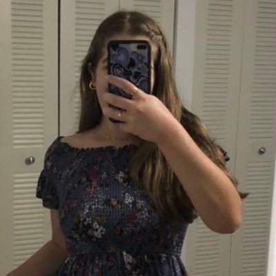 sophielizabet_'s profile picture. mess that u wanted // she/her Ⓥ