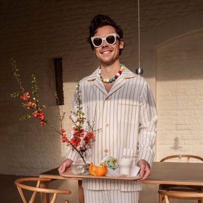 louisetkiwi's profile picture. treat people with sassiness