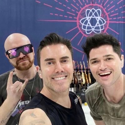 We are a fan account for The Script we share love positivity and all the beautiful things from The Script @thescript follows @glenofthepower follows ❤️❤️❤️