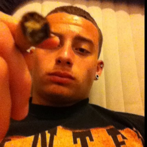 StaysWavey's profile picture. Rollin tropical sittin low as possible..