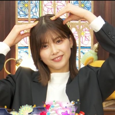 永遠のまゆゆ神推しです。 広島出身でみっちゃんのお好み焼きとカープをこよなく愛しています。推しは乃木坂46、櫻坂46、日向坂46です。生まれ変わったら鹿になりたいです。