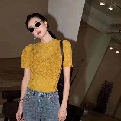 crystal_zeo's profile picture. a foodie.   loves travelling