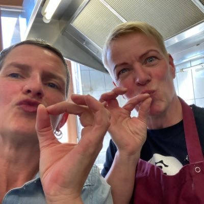 sistersoftaste's profile picture. 