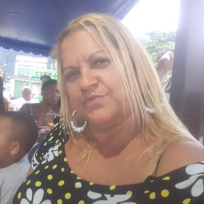 IvonetePortella's profile picture. 