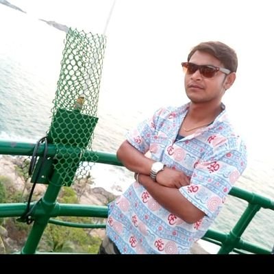 Vihu05563406's profile picture. hard work