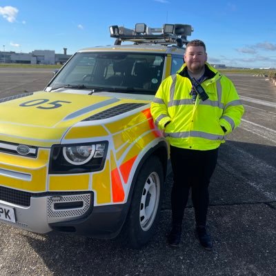 28 | Airport Operations Lead & @HeathrowFire Dispatcher 🚒 | ✈️ Aviation account - airside.lhr ✈️ (views are my own and not that of my employer)