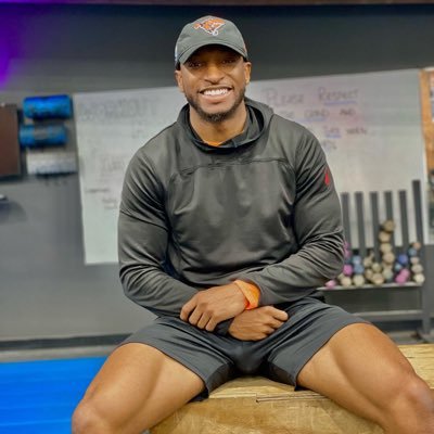 🏋🏾Owner: @peakbaltimore  💼 Fitness | Business | Motivation ⬇️ 5 DAYS FOR $5