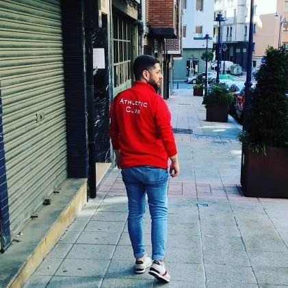 Kepititaco's profile picture. 🔴⚪🔴⚪🔴
Athletic club 🦁
Que no te digan que el cielo es el limite cuando hay huellas en la luna