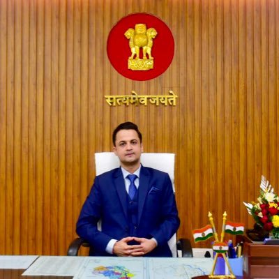 Additional Chief Election Officer #IAS #FMS Delhi #Serving the nation with passion !! Jai Hind 🇮🇳