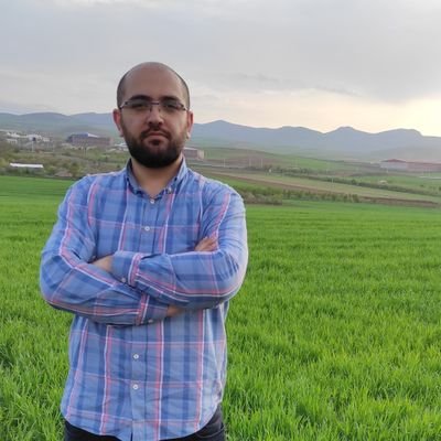amirdavari313's profile picture. مدیر مسئول پایگاه تحلیلی خبری یقین نیوز/
ما زنده برآنیم که آرام نگیریم/
موجیم که آسودگی ما عدم ماست