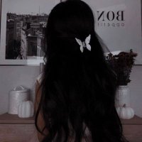 '🦋L.a (@lamaia22) 's Twitter Profile
