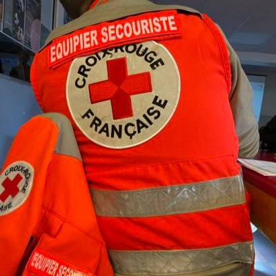 CRFCLAMART's profile picture. Unité locale de la Croix-Rouge de Clamart. Des bénévoles engagés pour des actions sociales, de secourismes et de formations aux gestes qui sauvent.