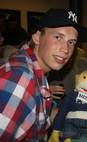 simenhukkel's profile picture. 