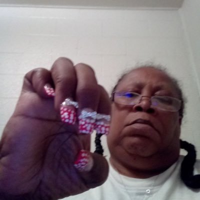 depressionkaff's profile picture. 