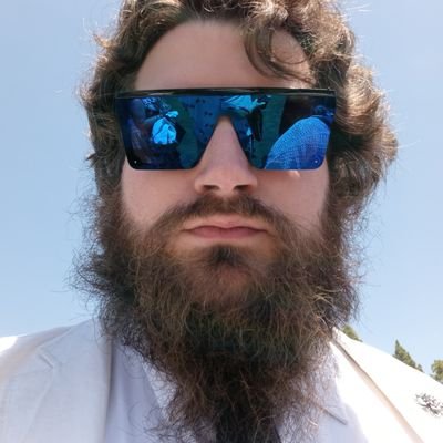 Christian, Woke-Libertarian, Nerd (comic book fan, sci-fi novel fan, anime fan, mathematics fan, lay philosopher etc.) https://t.co/V2hiRMsOz1…
