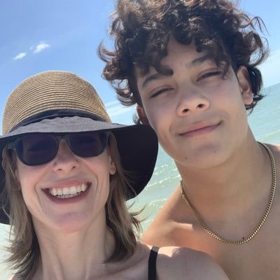 DKHeles's profile picture. 