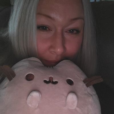 Full Time Streamer ~ Gamer Mom and Wife. ~ Resto Shaman ~ Resto Druid ~ DBD Survivor