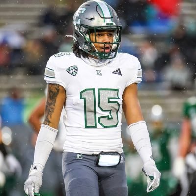 DB at Eastern Michigan University 🦅🟢 CCSF alum 🐏 #JucoProduct #Meezyworld #Kariworld🙌🏽🙏🏽 IG:SeatbeltScotty