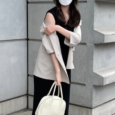 __hysjr13__'s profile picture. 𝟤𝟢𝟢𝟤𝟣𝟣𝟣𝟥 : (21) : 学習院 英米4年