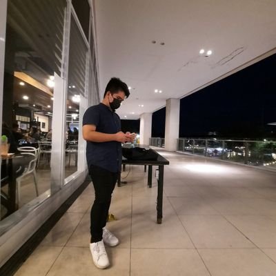 jsprymlz's profile picture. D I N G
Y U
X I