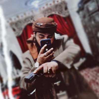 ov4l's profile picture. Best streamer?