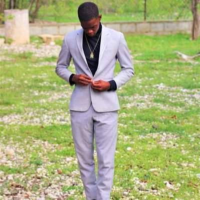 SandroHaiti509's profile picture. Alex💫☄️
Sandr🌝✨
Santo...19🌄⚡
Welcome Guys 🥳🌹