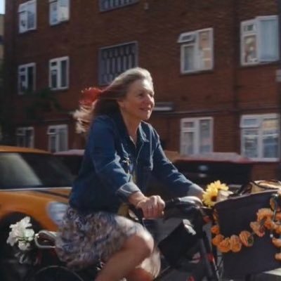 45 Years + in Chiswick | Safe Cycling Campaigner | Ex-BBC drama production | Passionately anti-single use plastic