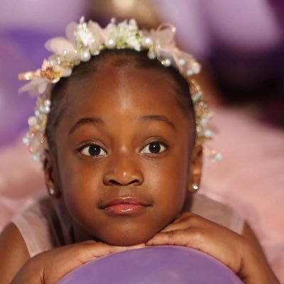 _peterrock's profile picture. I’m the Big fish. #30BG 😈 #unilorin 🥶 #chelseafc 💙 @_peterock is the main account ❤️