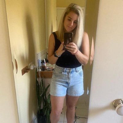 kathy9205's profile picture. Every artist was first an amateur. To be an artist to believe in life . Art enables to find ourselves