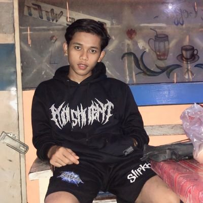 Hy there i am using Twitter!