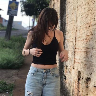 Eu não sou uma cachaceira tá?
Se você é da minha família, tudo aqui é fake😚
20 anos
SP/BA🏳️🌈
bi sex ual