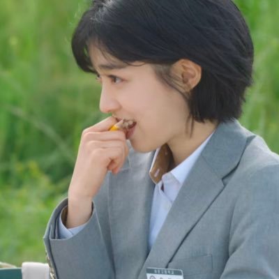 vwes_'s profile picture. 선량한 구독계.....