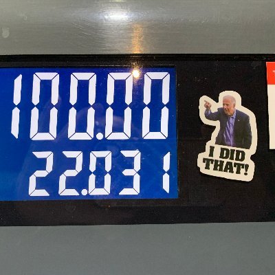 Ladyred132's profile picture. 