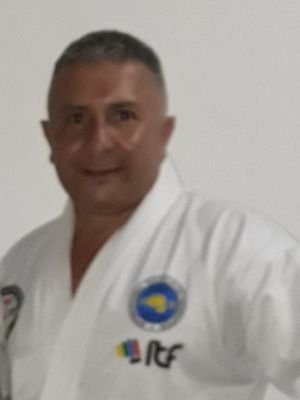 Lic. en Seguridad Ciudadana.
Diplomado en Oratoria y Liderazgo.
Seminario Género y DD.HH
Pte. Ong Manos Que Avanzan.
Taekwondo cinturón negro.